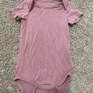 Excellent condition. Kyte Baby onesie 3-6mth